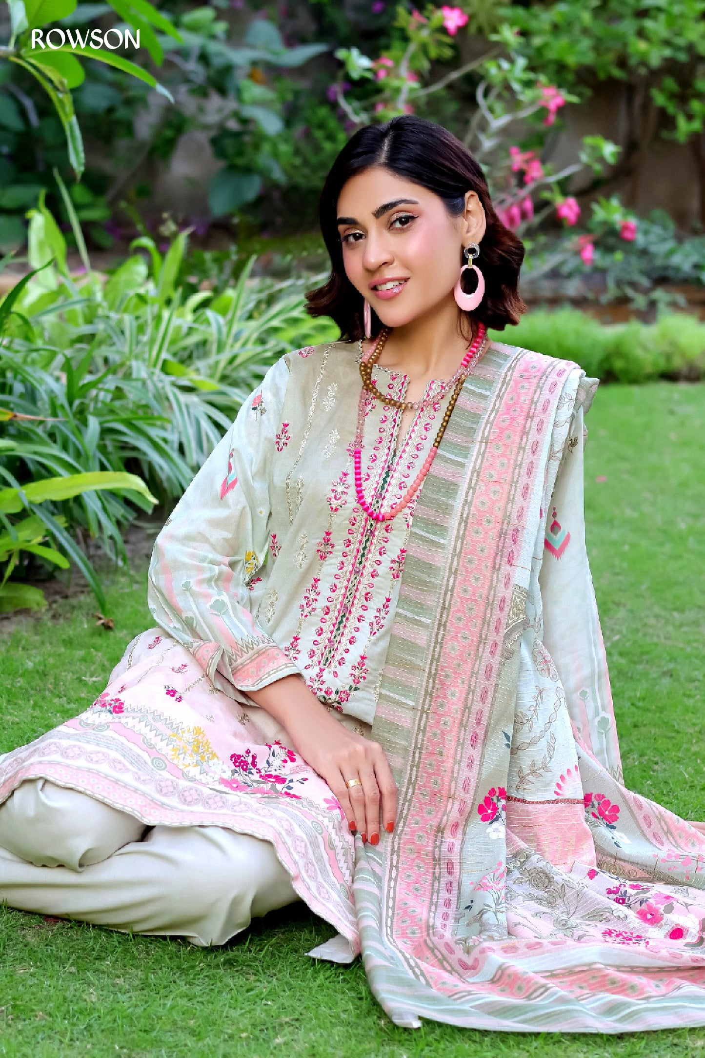 RIMSHIKA RANA ART Pakistani 3 piece