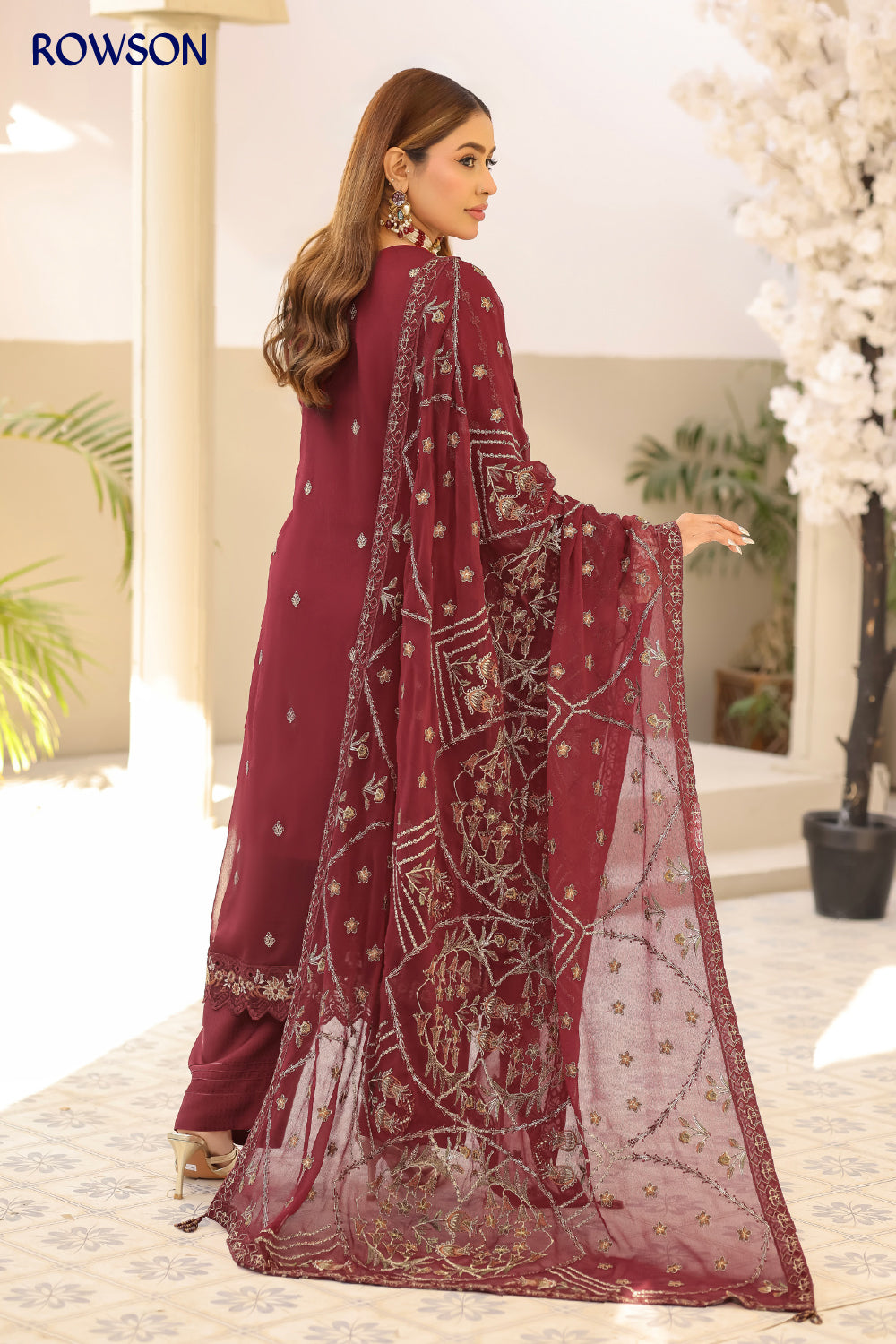 Aahang RANA ART Pakistani Three-Piece