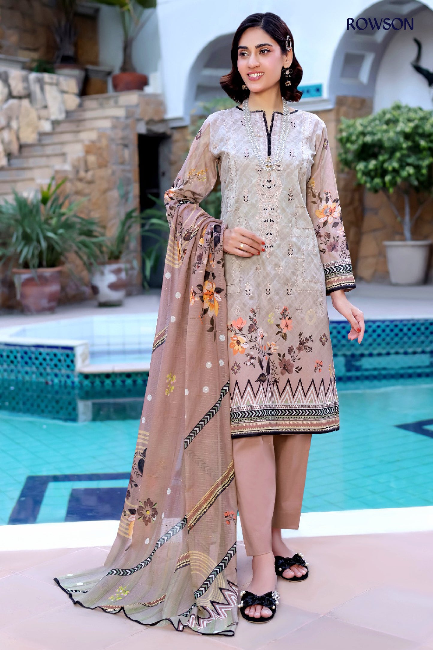 RIMSHIKA RANA ART Pakistani 3 piece