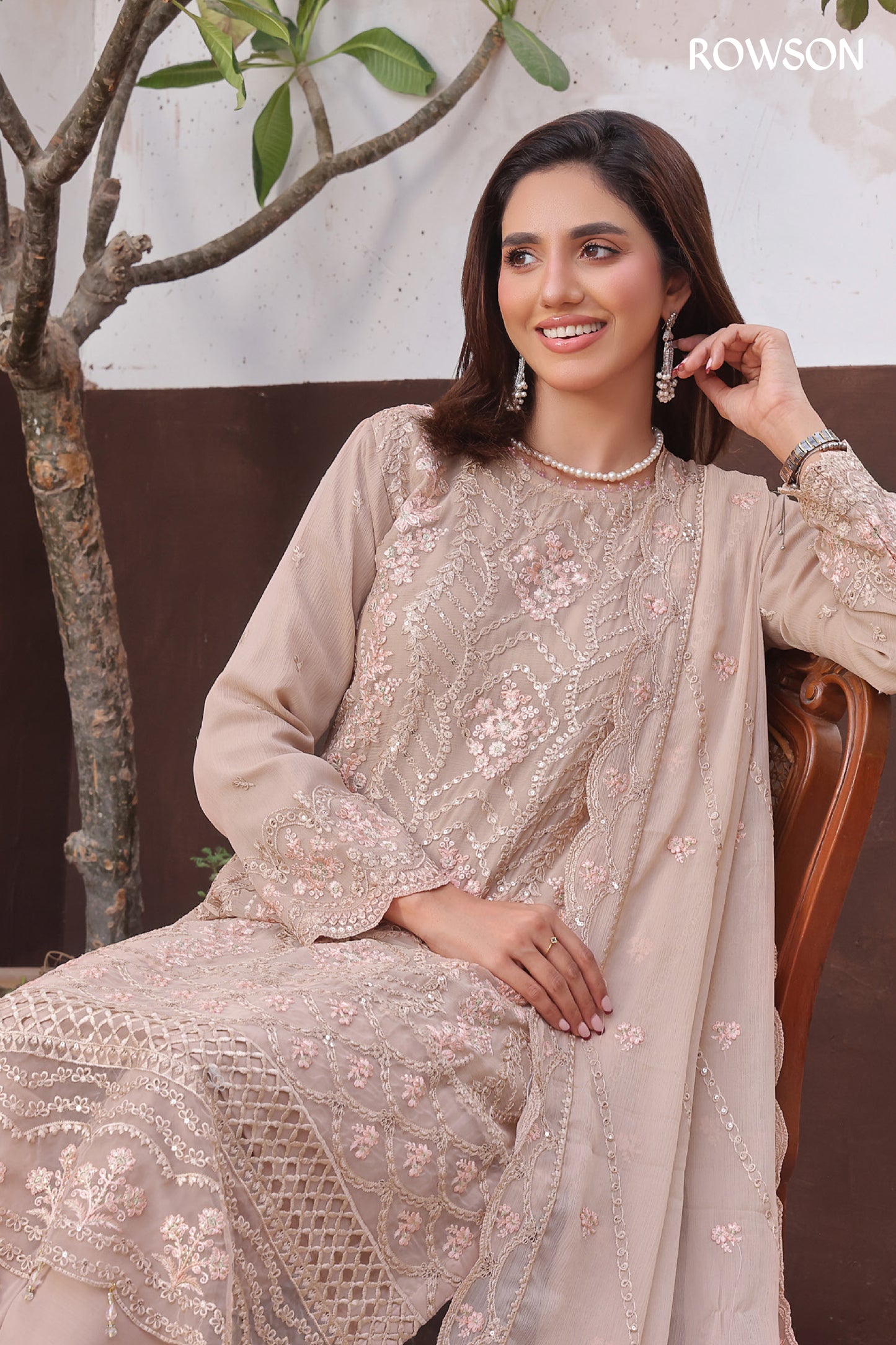 RANA ARTS--AMSAAL Luxury EMB Chiffon Pakistani Three-Piece