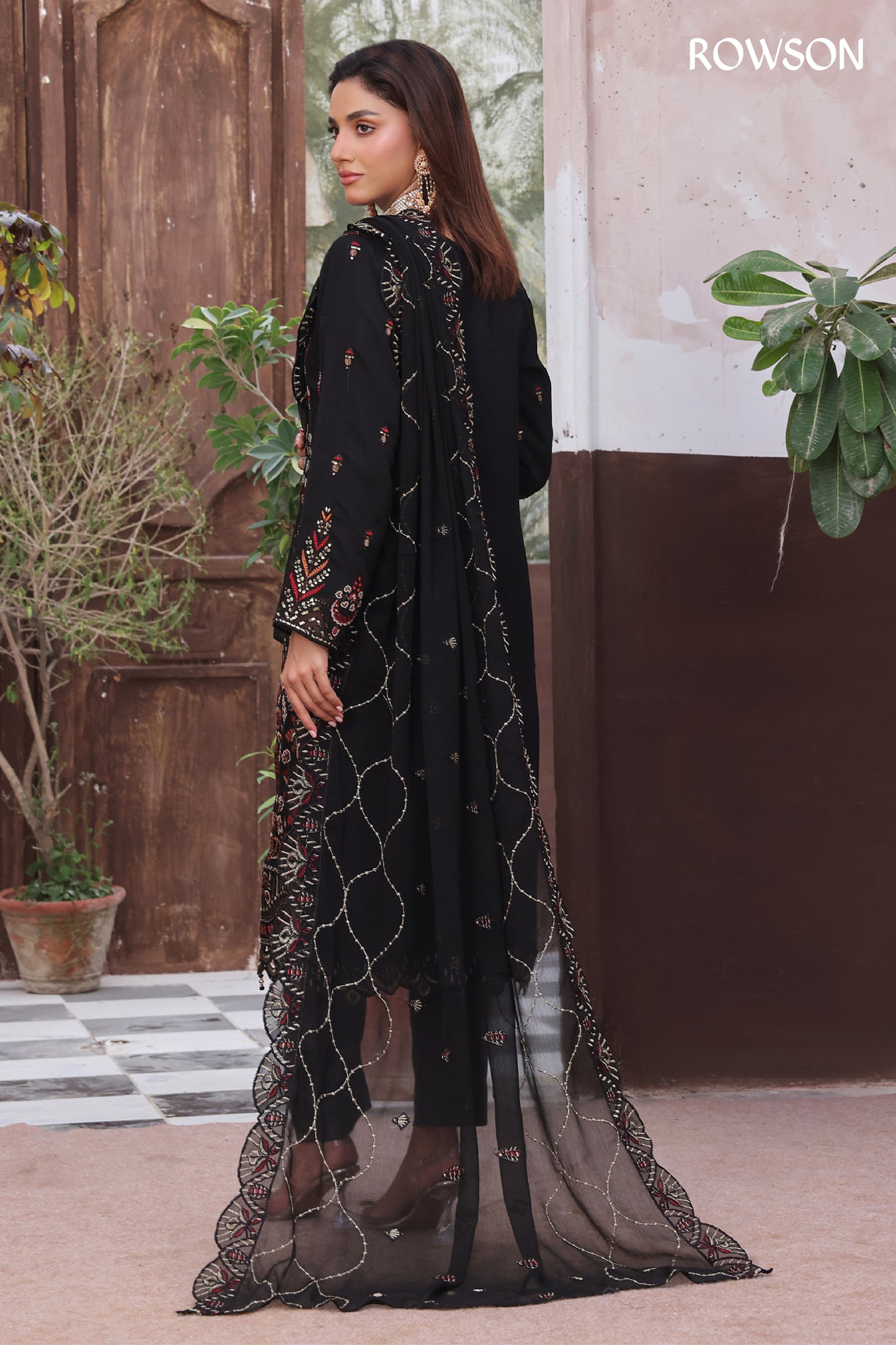 RANA ARTS--AMSAAL Luxury EMB Chiffon Pakistani Three-Piece