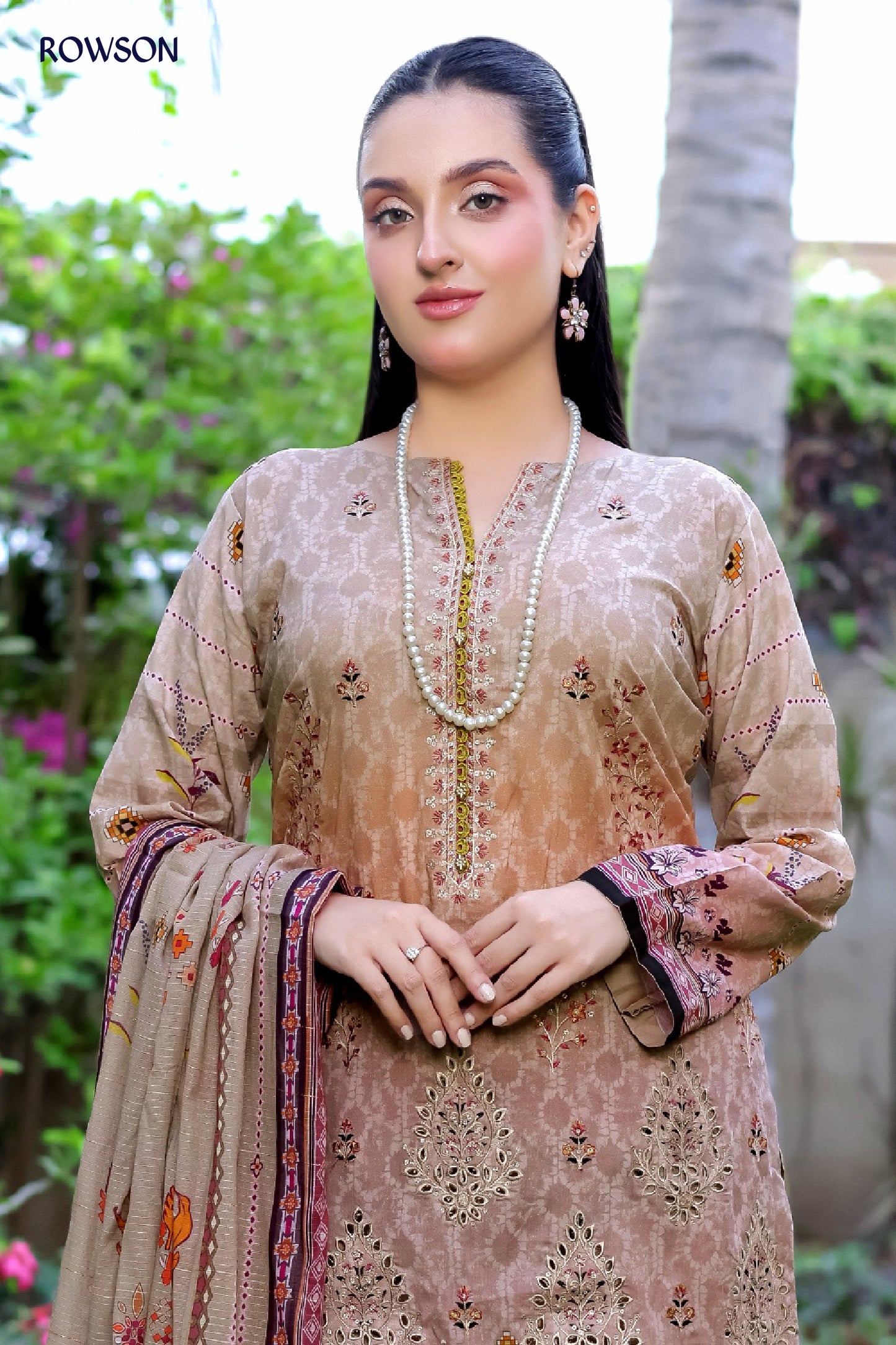 RIMSHIKA RANA ART Pakistani 3 piece