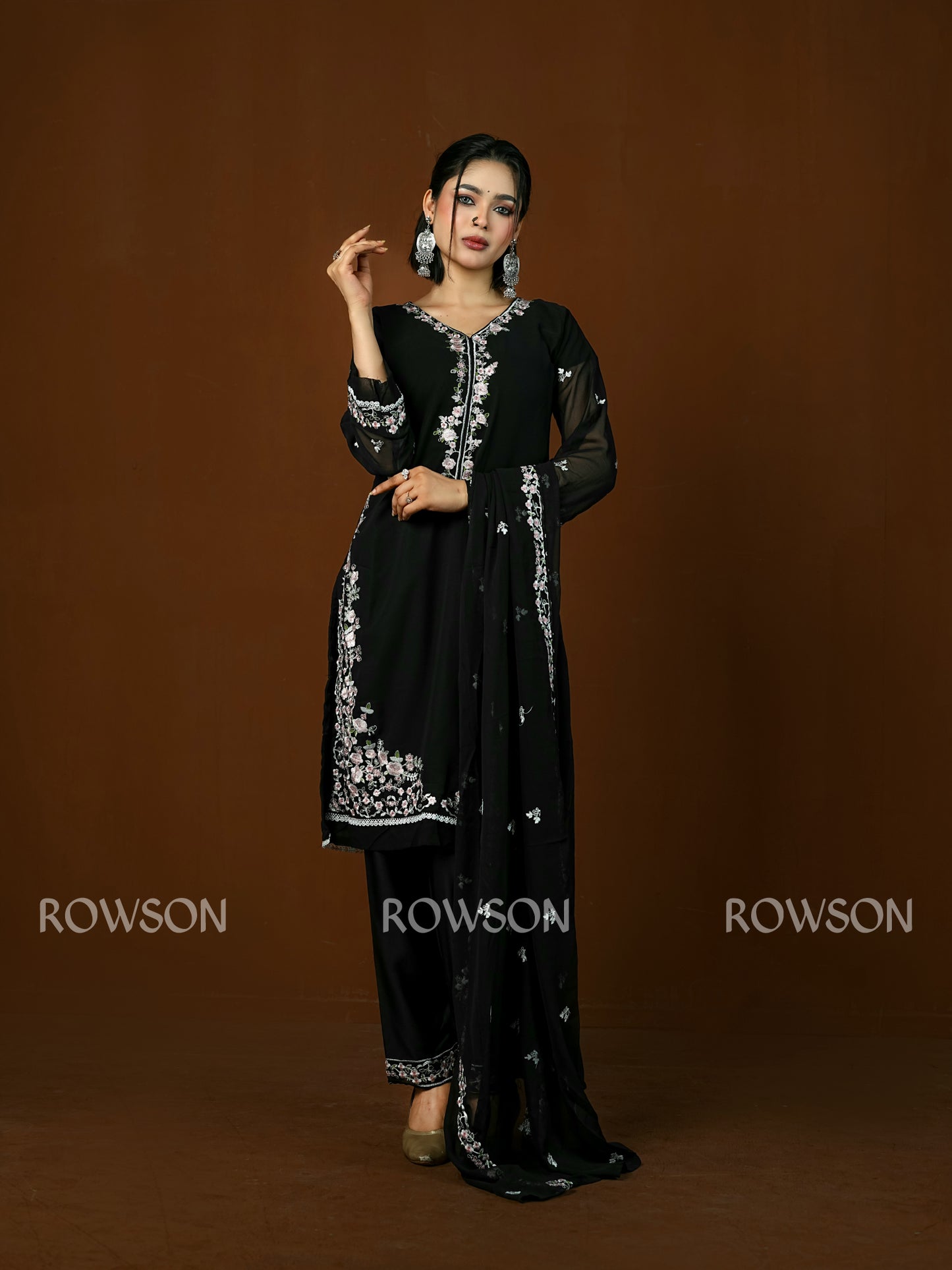 Relaxed Fit Signature Embroidery Three-Piece