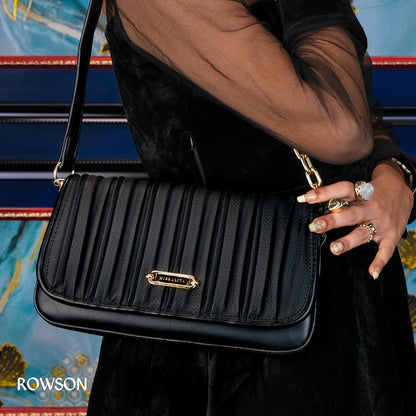 Elegant Leather Handbag - 10
