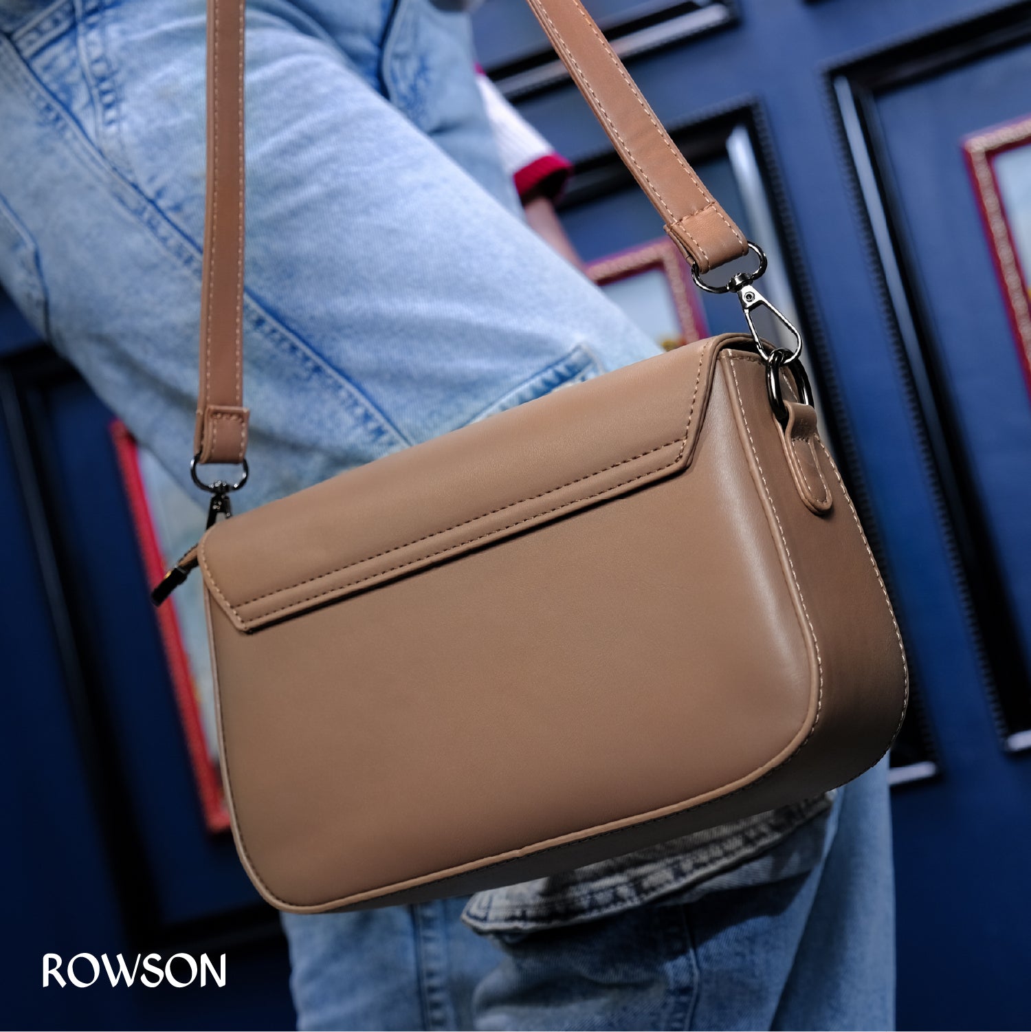 Royal Noir Handbag-22